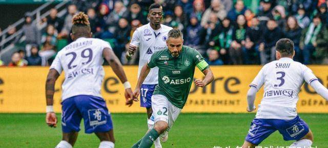  洛里昂绝杀斯特拉斯堡，保级路上关键三分  