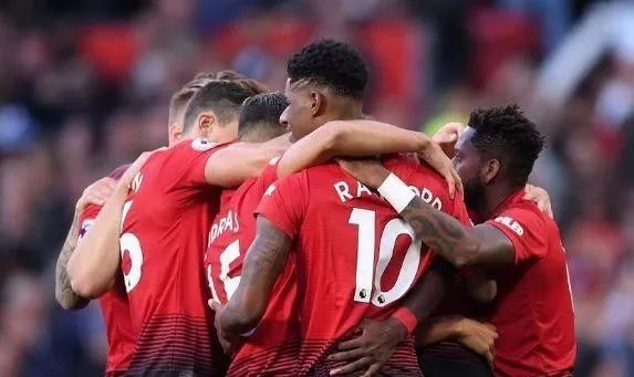  切尔西奇尔维尔重伤缺阵，左路天坑暴露防守隐患  