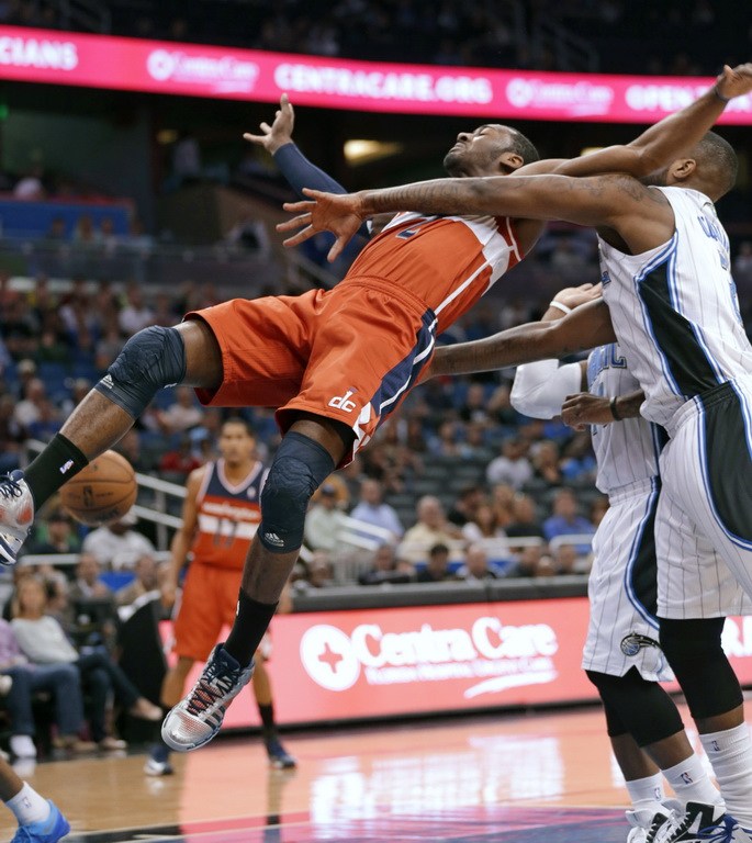  班凯罗强势崛起魔术主场击败奇才